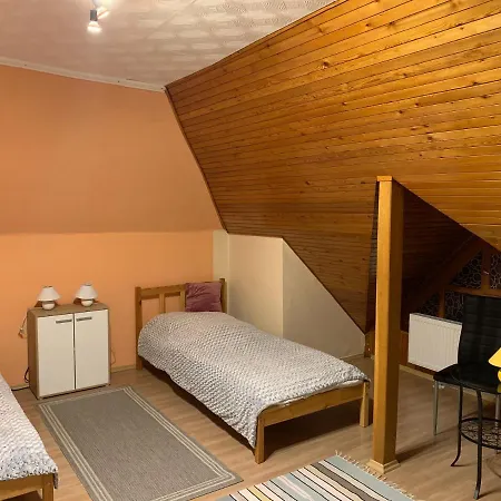Apartment Bakonyi Mamutfenyo Vendeghaz