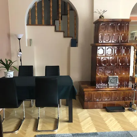 Bakonyi Mamutfenyo Vendeghaz Apartament *