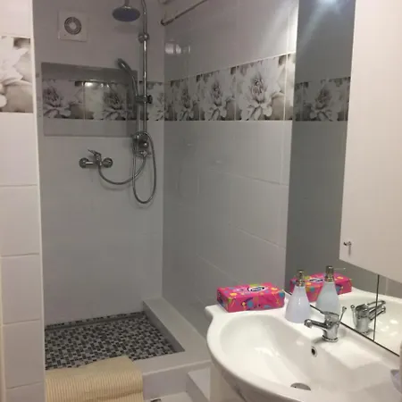 Bakonyi Mamutfenyo Vendeghaz *